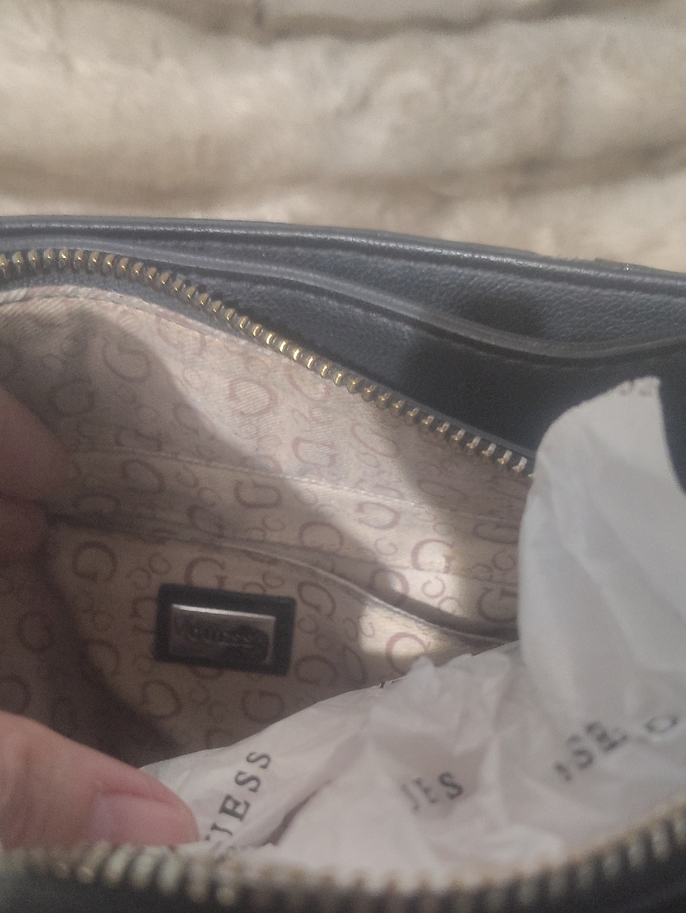 GUESS Black Purse With Long Stap & Hand Strap - Picture 7 of 8
